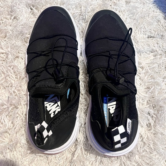 Vans Shoes - Vans ultra range EXO AC